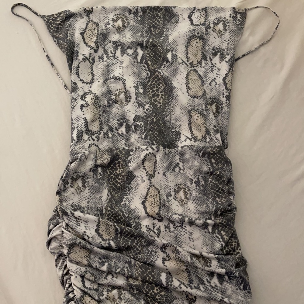 Mini dress - Picture 4 of 6